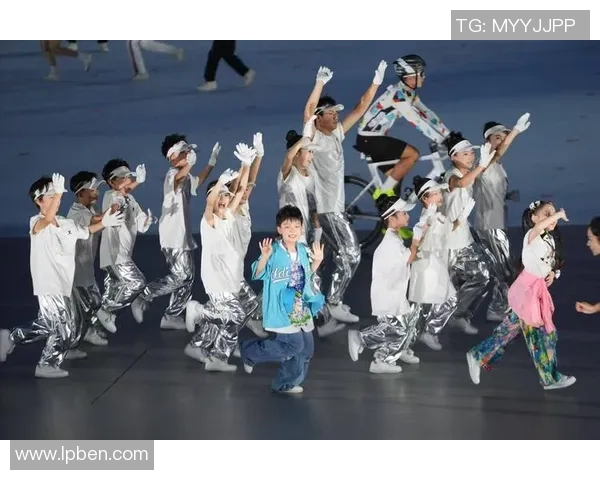 成都街舞队快攻战术解析与街舞文化的深度融合探讨 成都街舞队快攻战术解析与街舞文化的深度融合探讨