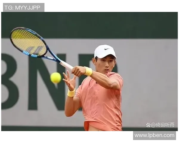 成都网球队在冠军赛中的灵活应变能力展现出色表现与战术智慧