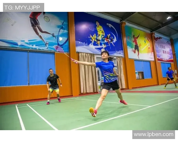 李丽的羽毛球人生：从青涩少女到赛场女王的深度对话与成长故事